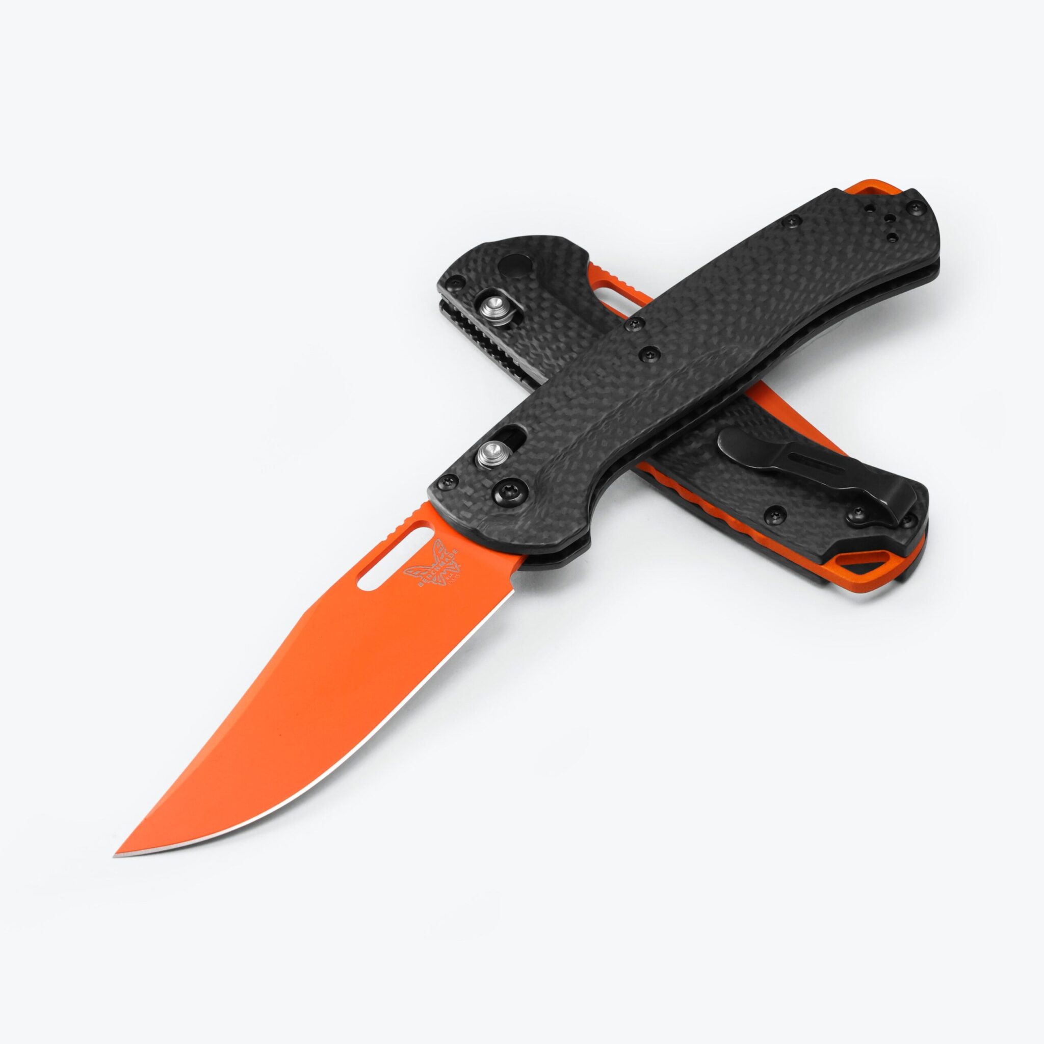 Benchmade 15535OR-01 Taggedout Axis Lock Plain CPM-Magnacut Orange Clip Point Blade with Carbon Fiber Handles
