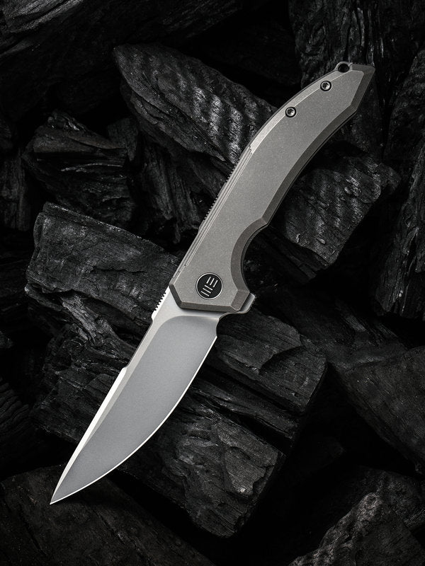 We Knife -21016-1 Quixotic Gray Titanium Handle Flipper with Silver Bead Blasted Blade