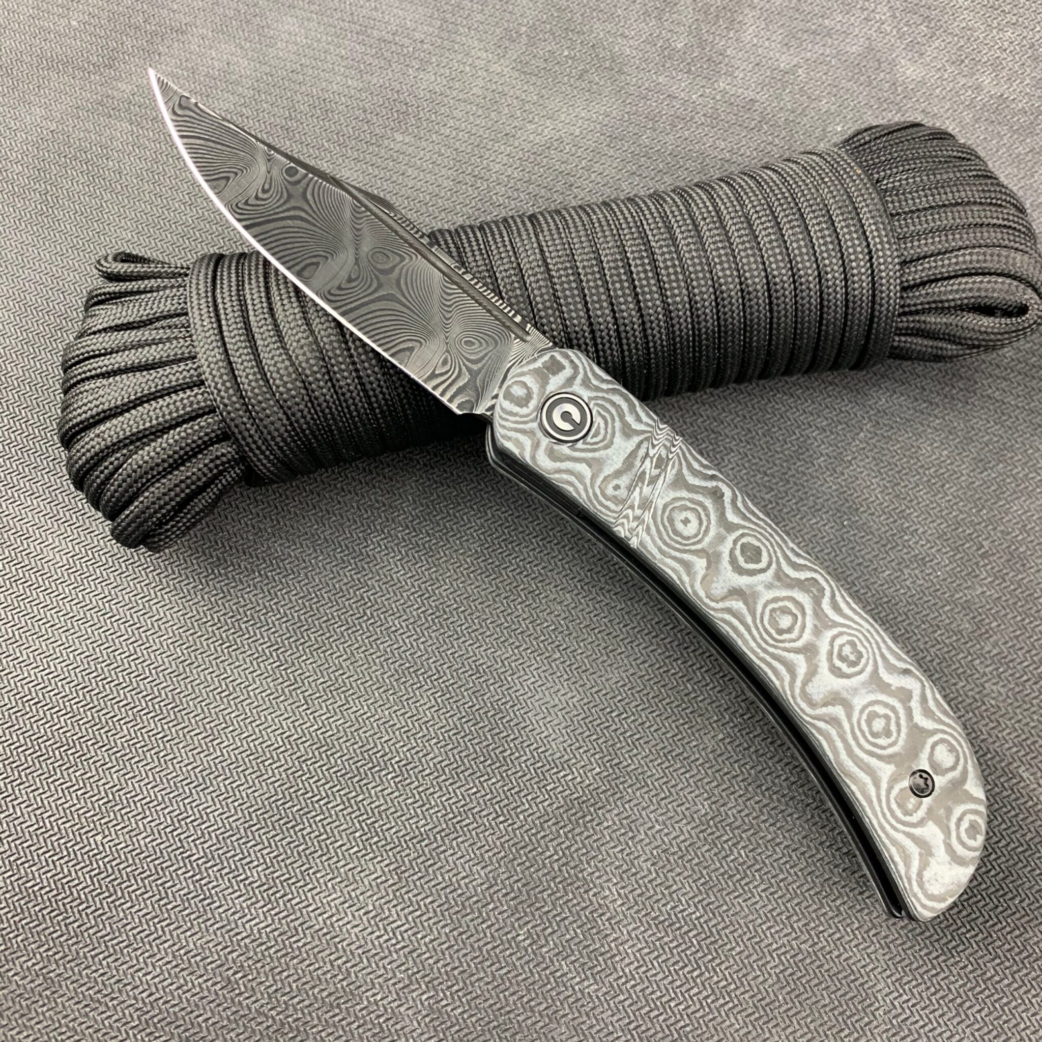 We Knife - CIVIVI Appalachian Drifter Layered Gray G10 and Rose Pattern Carbon Fiber Handle Black Hand Rubbed Damascus Blade