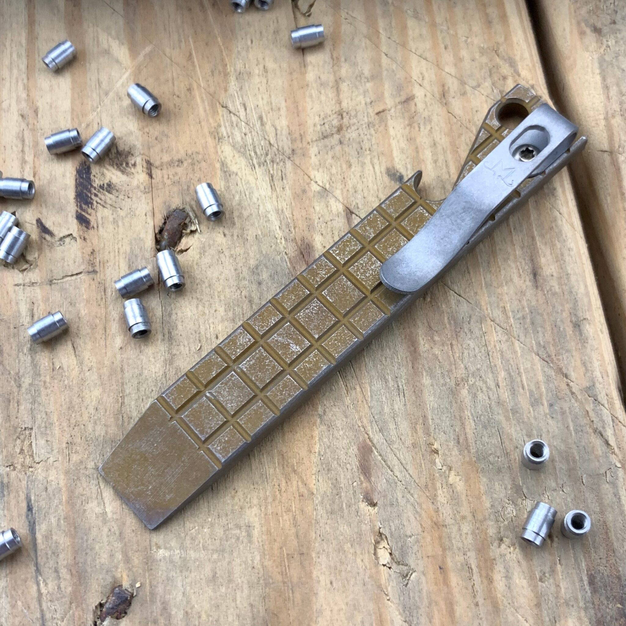 Maverick Customs 4" Frag Bronze Anodized EDC Pry Bar Tool
