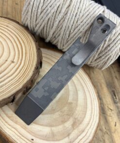 Maverick Customs 4.0" Customized McNees Pixel Engraved EDC Pry Bar Tool