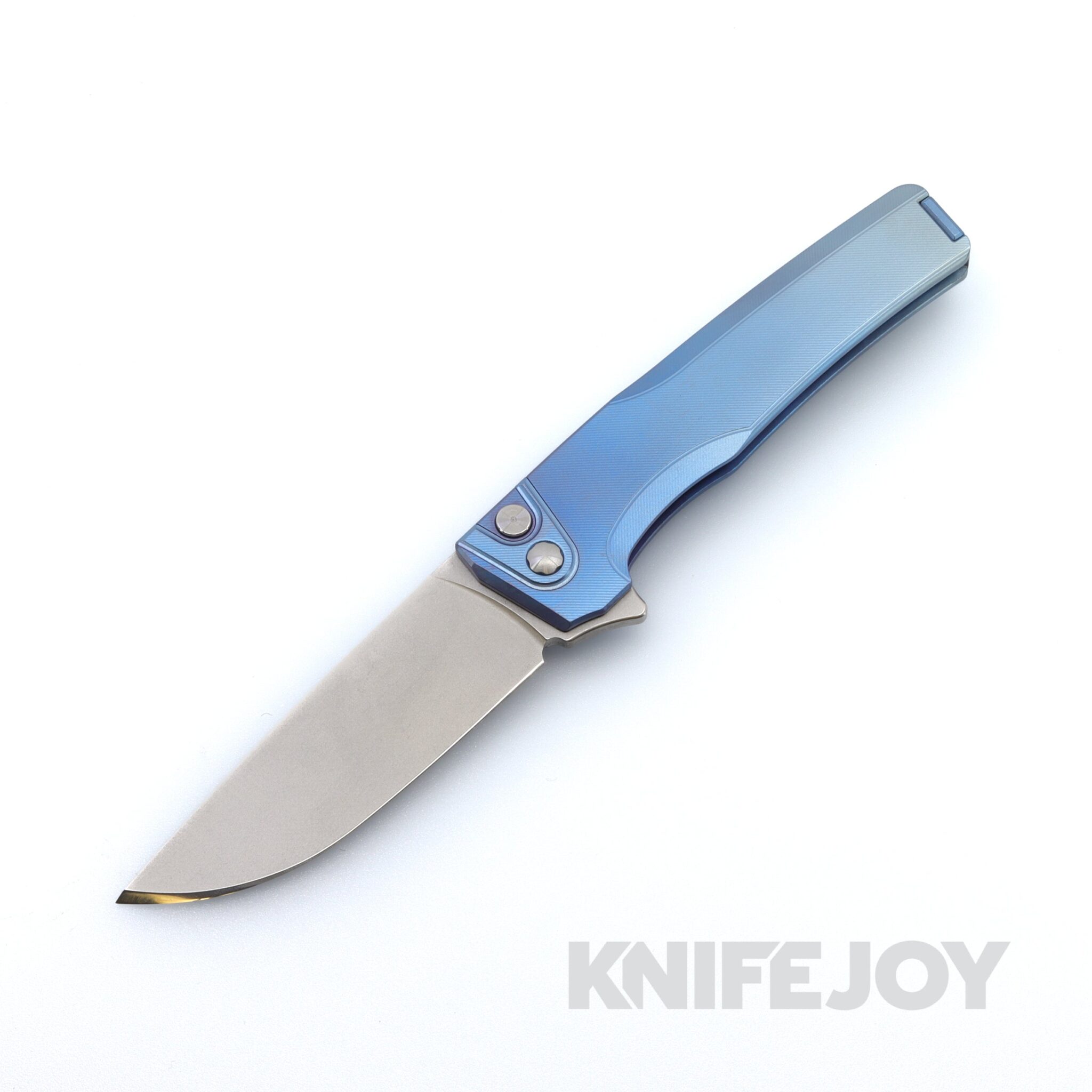 MachineWise Sonora Button Lock Folder Lightwash Blade with Fine Step Textured Grade 5 Ice Blue Fade Titanium Handles / Blue Titanium Bolster and Clip