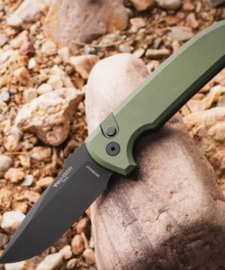 Pro-Tech Rockeye - 3.385" CPM MagnaCut DLC Black Plain Edge Clip Point Blade, Smooth Green Aluminum Handle, Les George Design - LG3103-GREEN