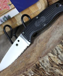 Spyderco Enuff 2 - 3.93" VG-10 Satin SpyderEdge Blade, Black FRN Handle - FB31SBK2