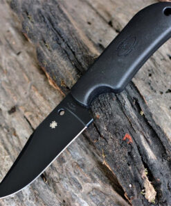 Spyderco Street Beat Lightweight, FB15PBBK 3.5 in. VG-10 Black PlainEdge, Black FRN Handles