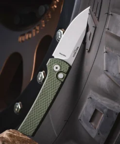 Pro-Tech Scapegoat Compact Green - Ramon Chavez Design - 3.15" MagnaMax Stonewash Plain Edge Clip Point Blade, Green Carbide Textured Aluminum Handle - RCS1105-GREEN